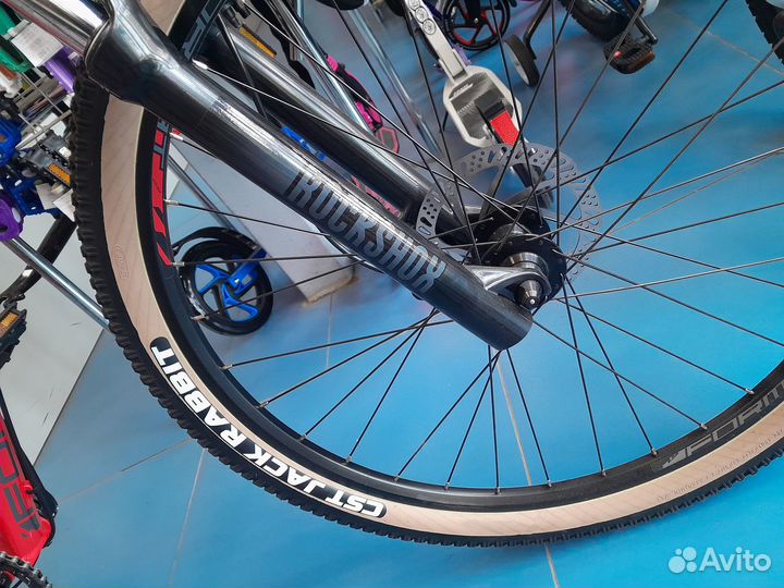 Горный велосипед Format 1411 27,5 красный (2021)