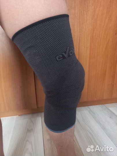 Бандаж на коленный сустав