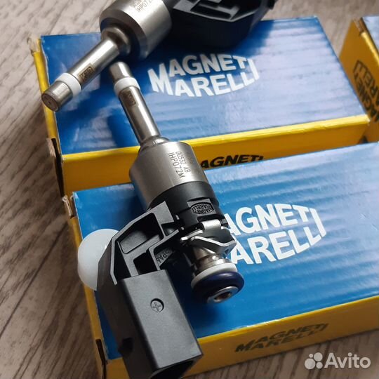 Топливная форсунка VAG 1.4TSI 03C906036M