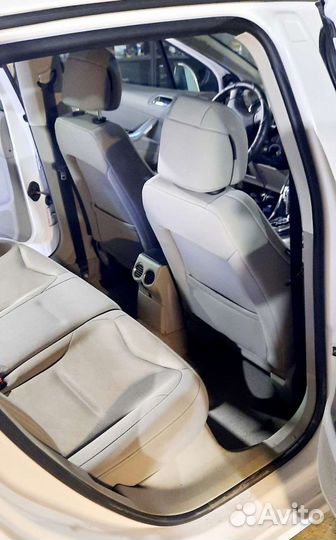 Сиденья Peugeot 308