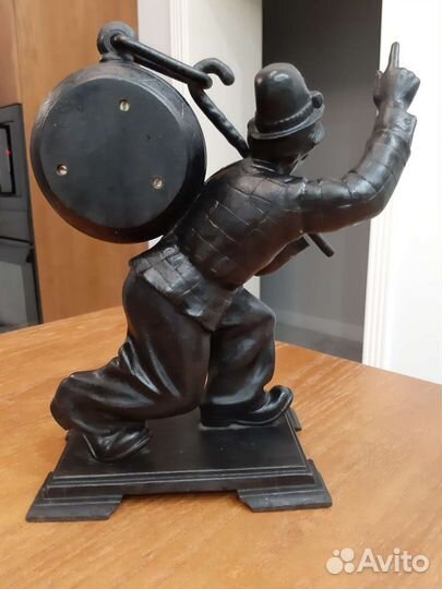 Часы Клоун-Хранитель времени