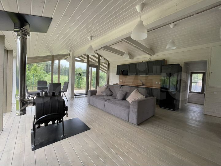 Дом 95 м² на участке 6 сот.