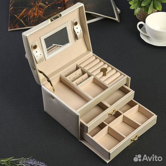 Шкатулка кожзам для украшений 'Жемчужный молочный'