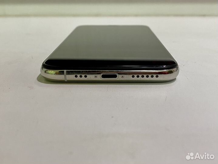 iPhone Xs, 256 ГБ