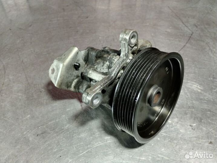 Насос гидроусилителя руля Mercedes Cls C219 OM642