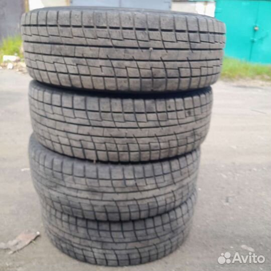 Yokohama Ice Guard IG30 225/60 R17