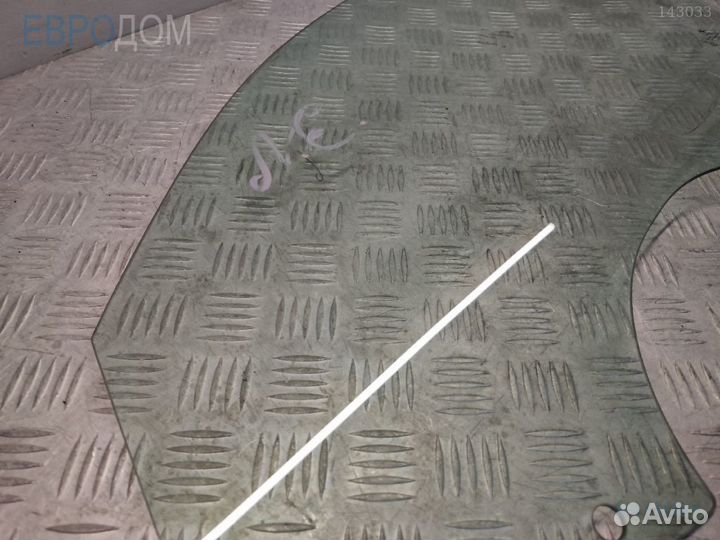 Стекло переднее левое на BMW F20 s1141261