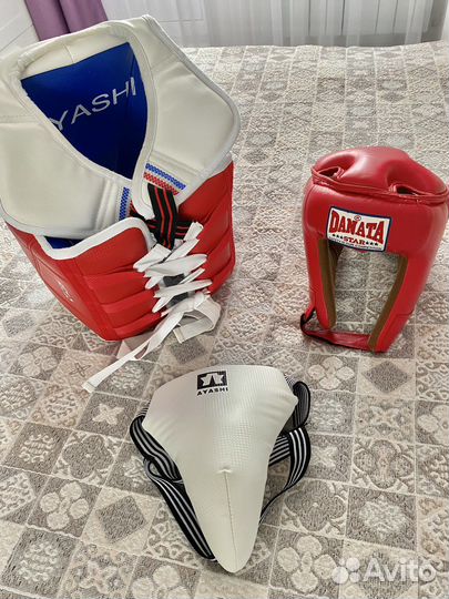 Комплект защиты для тхеквондо