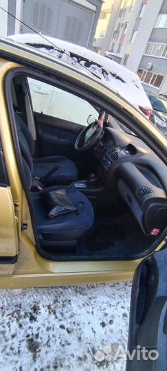 Peugeot 206 1.4 AT, 2003, 180 000 км