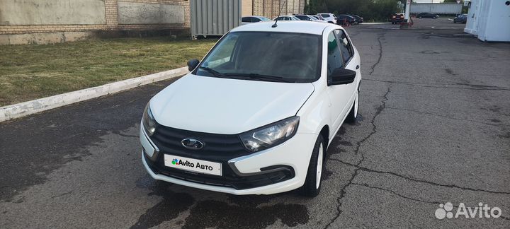 LADA Granta 1.6 МТ, 2021, 50 000 км