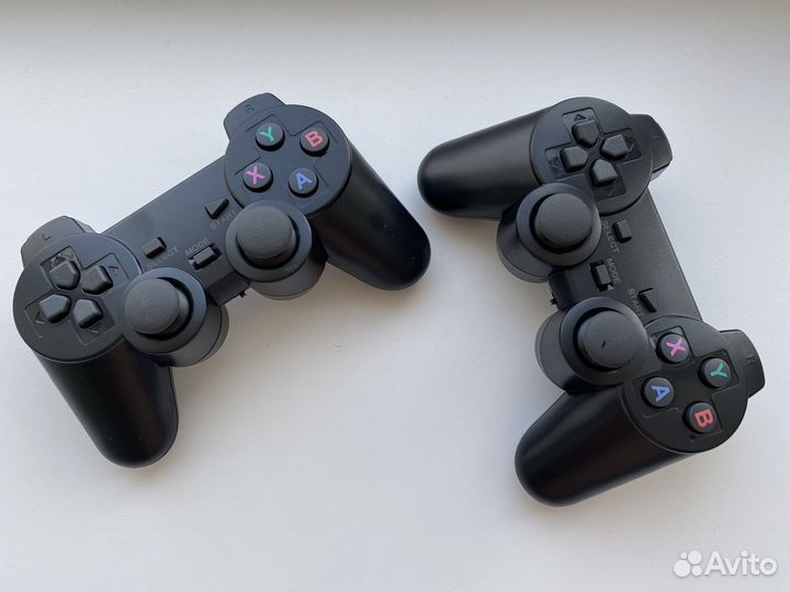 Игрова приставка абсалютно новая