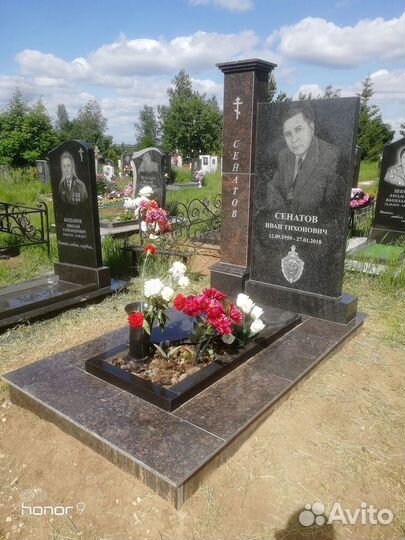 Гранитные памятники