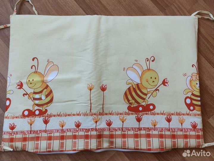 Бортики в кроватку