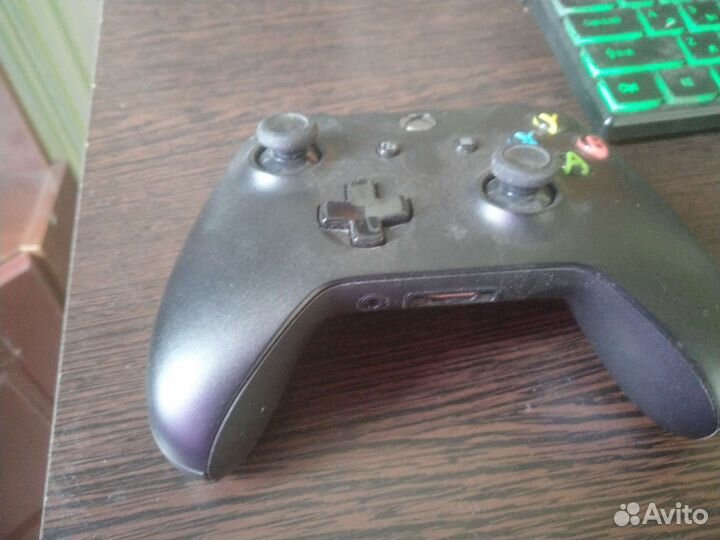 Геймпад xbox One s