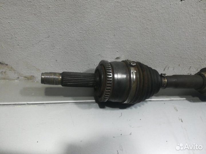 Привод (полуось) правый Hyundai Rio 3