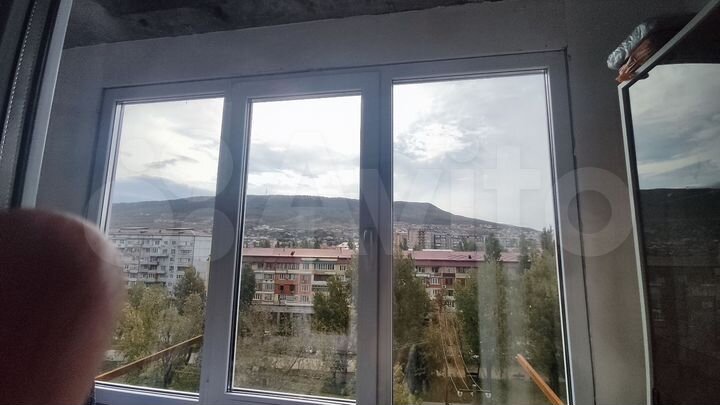 4-к. квартира, 95 м², 8/10 эт.