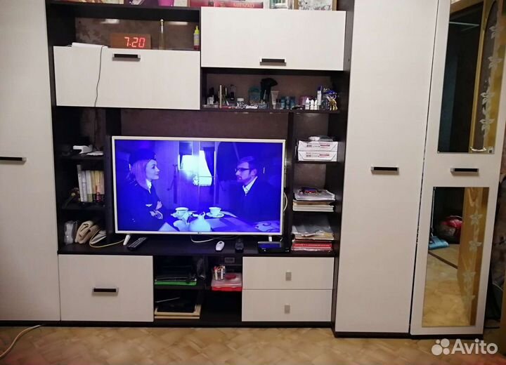 Стенка в гостиную