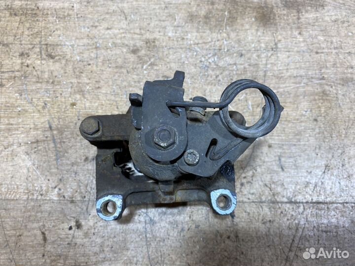 Суппорт задний левый Ford Mondeo 4 S28