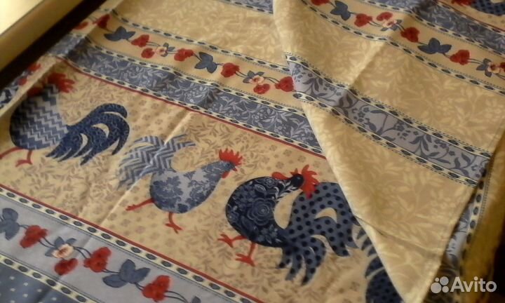 Набор: скатерть с полотенцами