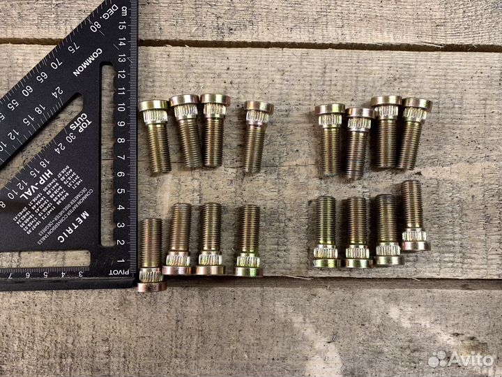 Колесные шпильки м12х1.25