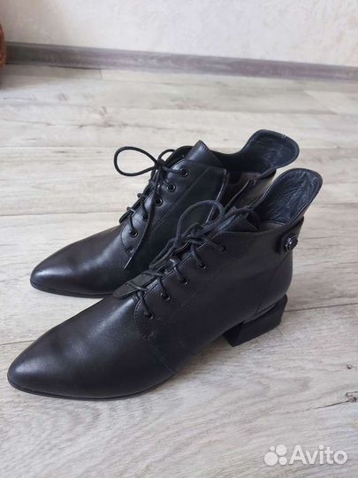 Ботинки женские 38 размера кожаные