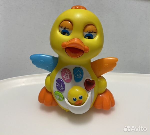 Разные игрушки для малышей