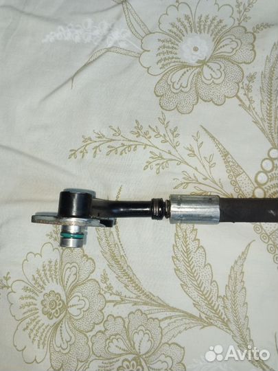 Ауди Q7 3.0 tdi трубка гидроусилитея