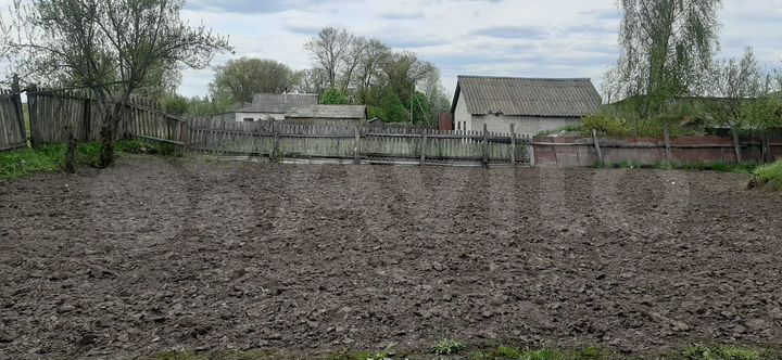 Дом 76 м² на участке 11 сот.