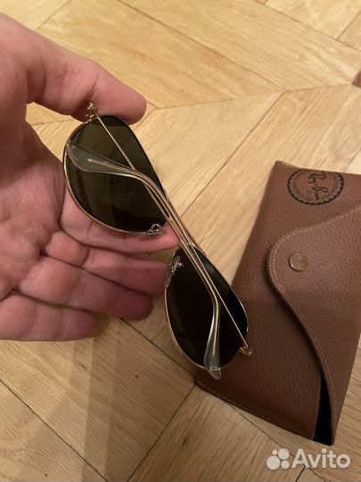 Солнцезащитные очки Ray-Ban