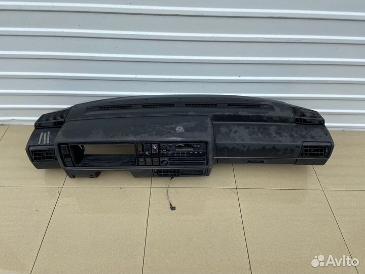 Торпедо Volkswagen Golf 2