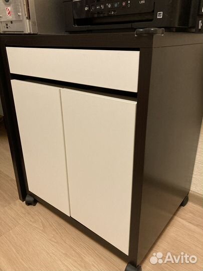 Черно-белый письменный стол mikke + шкафчик mikke