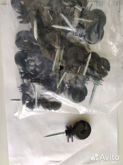 Изоляторы для электропастуха