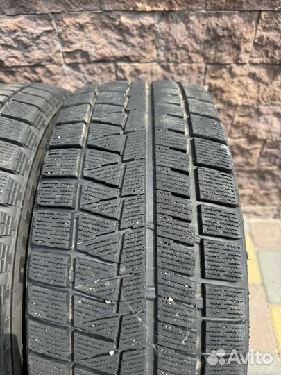 Bridgestone Blizzak Revo GZ 205/55 R16