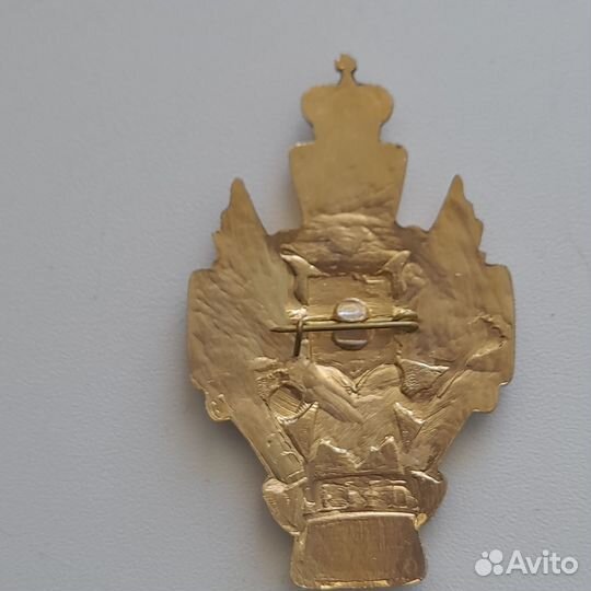 Значок, Санкт-Петербург, герб на кресте