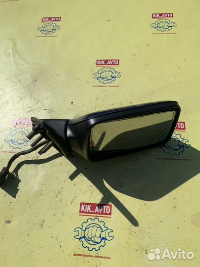 Зеркало правое Volkswagen Vento
