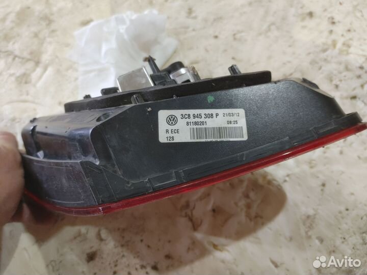 Фонарь правый внутренний VW Passat CC (2012-2017)