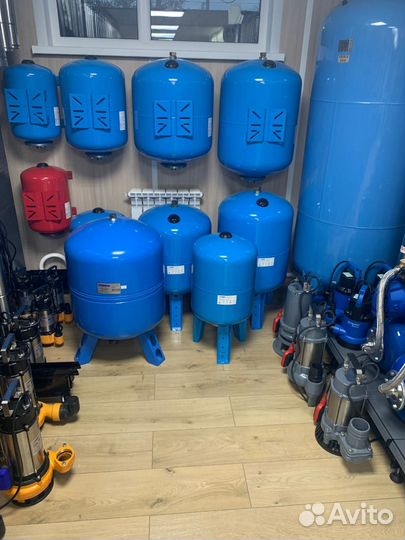 Гидроаккумулятор Беламос 24CT2 синий, горизонтальн