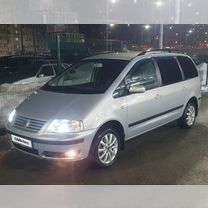 Volkswagen Sharan 1.8 AT, 2003, 187 000 км, с пробегом, цена 650 000 руб.