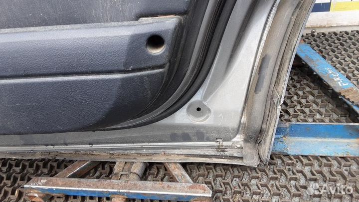 Дверь задняя правая Land Rover Discovery III