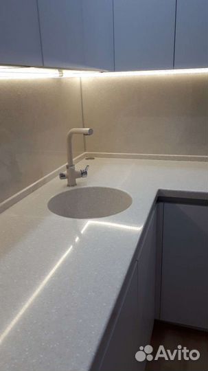 Столешница из искусственного камня