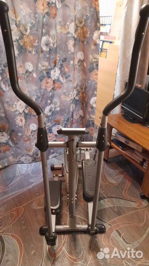 Тренажер Орбитрек