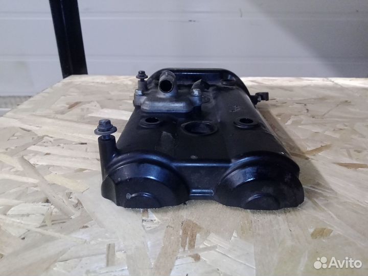 Клапанная крышка Kawasaki ER-6F