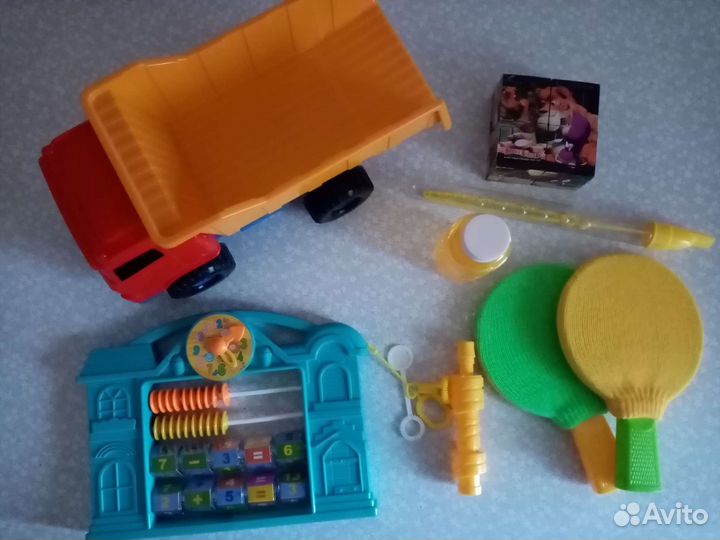 Игрушки