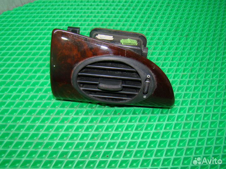 Дефлектор обдува правый Rover 75 Ровер