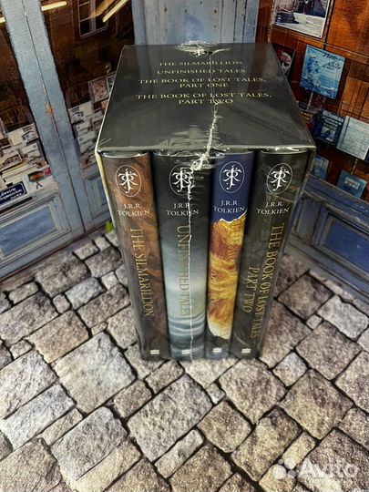 Tolkien Box Set of 4 2023