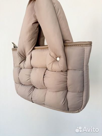 Женская сумка бежевая