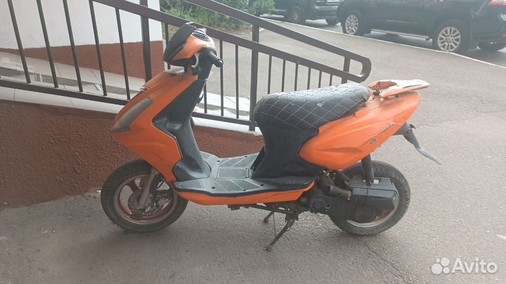 Скутер 80 кубов