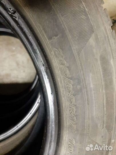 Nexen Roadian CT8 215/65 R17