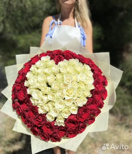 101 роза сердцем с бесплатной доставкой