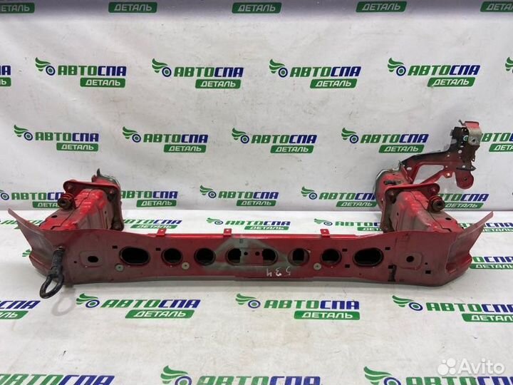 Усилитель бампера передний Ford Focus DV6 2013